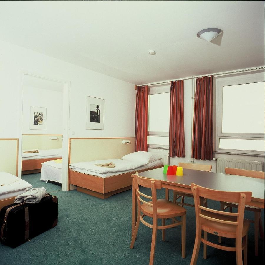 Steps-Hotel Berlin Luaran gambar