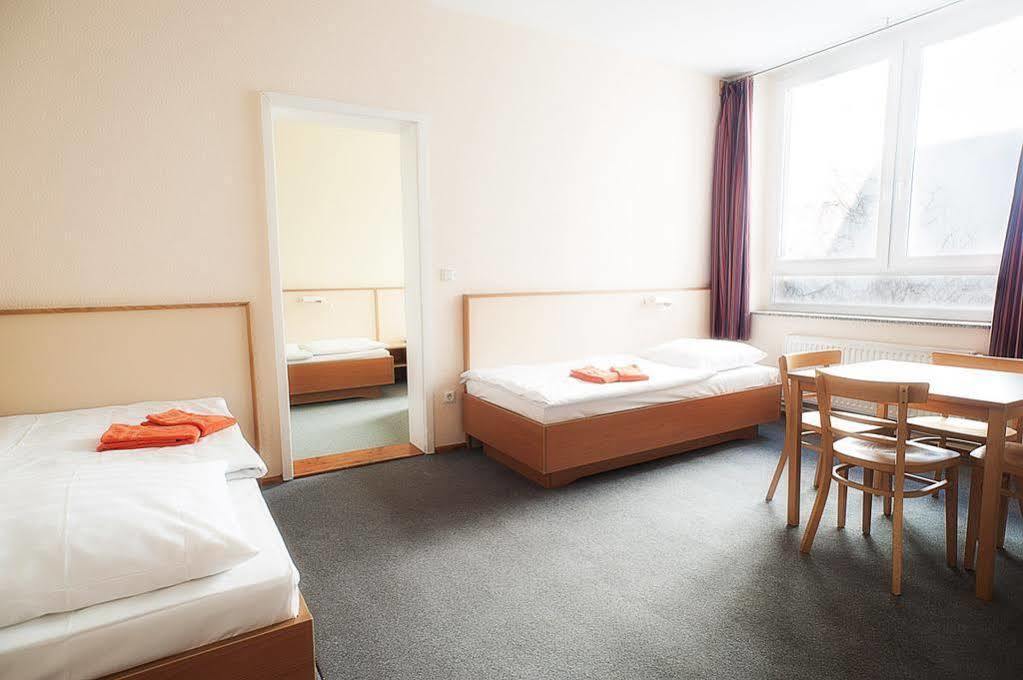 Steps-Hotel Berlin Luaran gambar